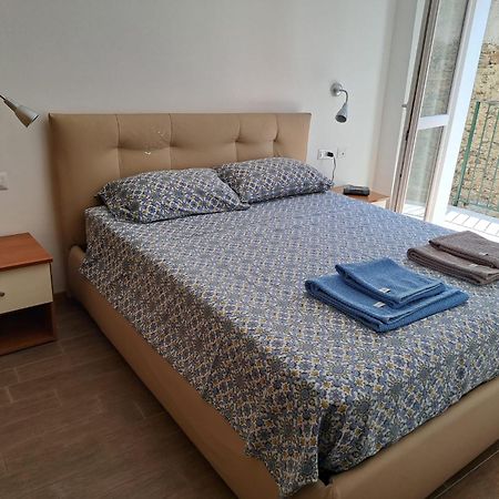 La Casa Di Mario Apartment Perledo Bagian luar foto